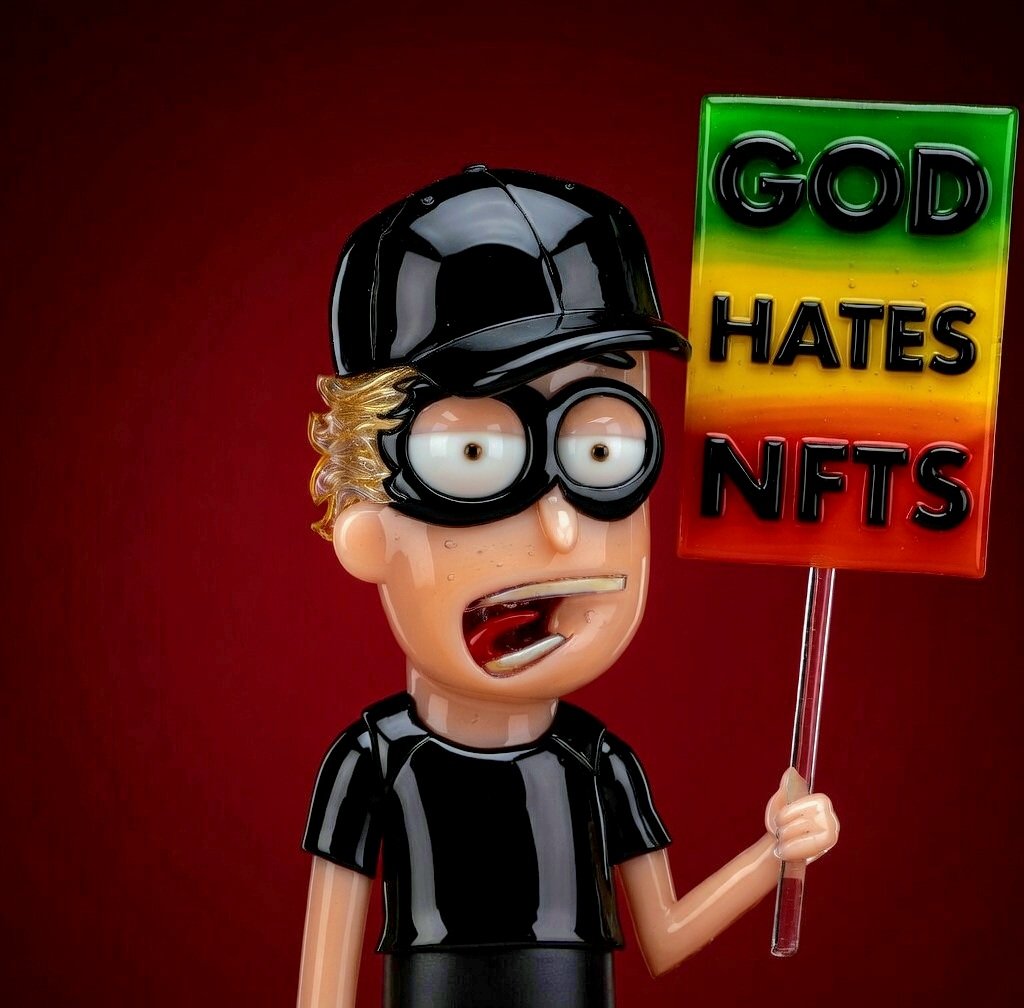 Sixthy Hates NFTees 🗽 tweet media