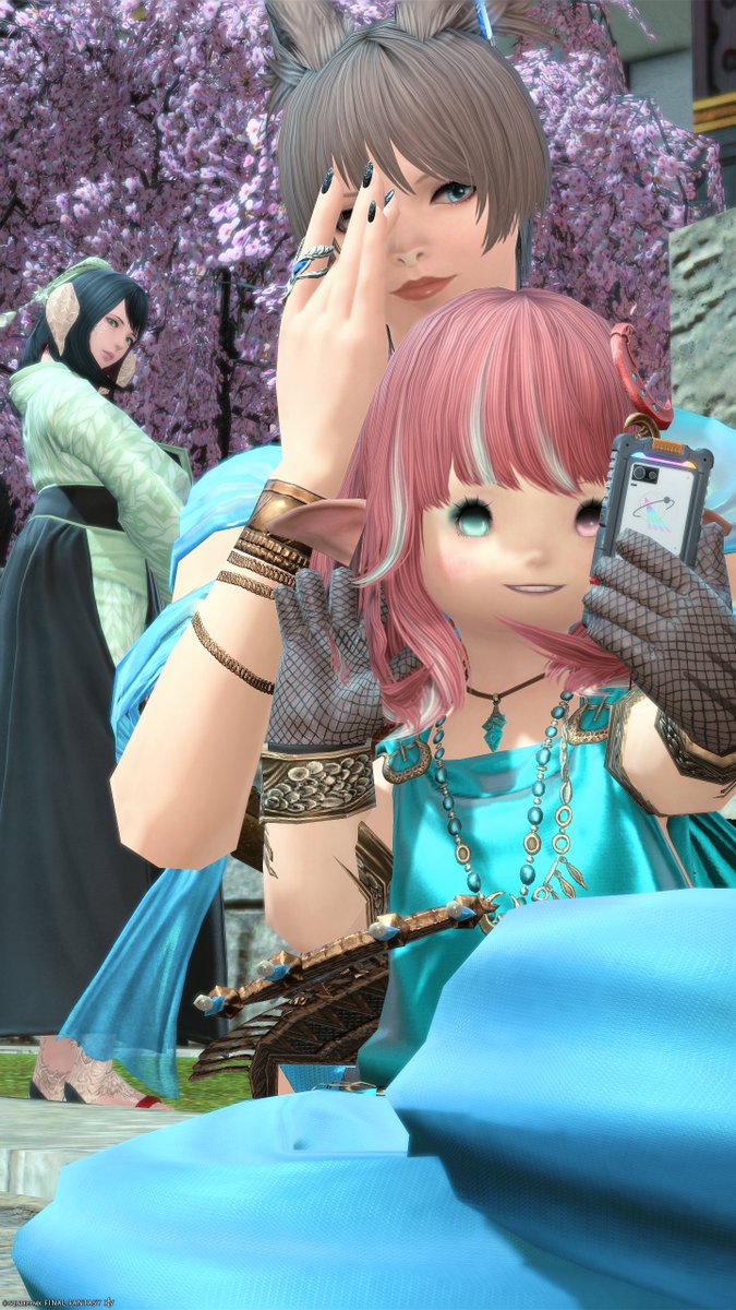 mrq_ff14's tweet photo. 久々に Yojimbo に帰ってみんちょこと話してたら...
後ろからの視線めっちゃ感じた
みんちょこ「参加したいなら参加すればいいのに」は爆笑したわw
#FF14FC #FCローズコション https://t.co/e3BkHwAoLQ