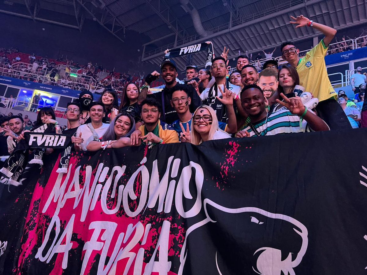 O #TBT de hoje é o que estamos perto de viver novamente em abril na #IEM Rio.

Quem aí ta animado pra fazer o Rio de Janeiro ferver mais uma vez?? 🔥🔥🇧🇷🇧🇷

#DIADEFURIA