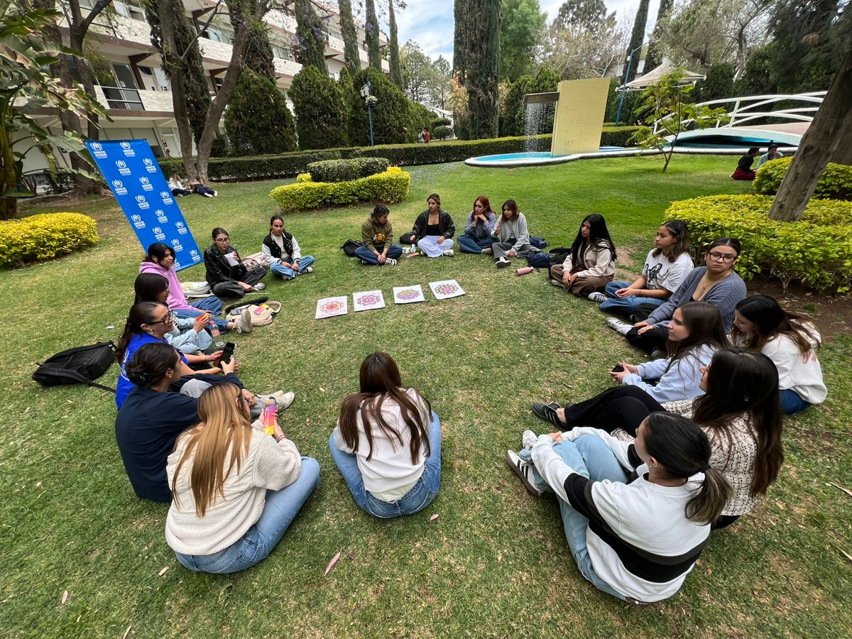 paomonroyf's tweet photo. Reflexionar sobre la violencia de género a través del arte también es proteger e integrar en comunidad💜
@AcnurMexico, @MunicipioAgs y @ucuauhtemocags trabajamos para ello en el marco del #8m #DerechosJusticiaAcción #ArteSanas #Artemia https://t.co/fSj8MNXsfp