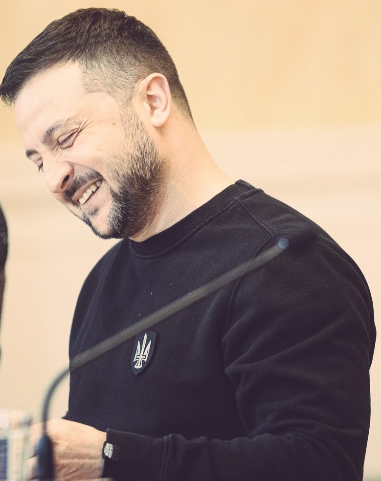 🌻J🌻 tweet media