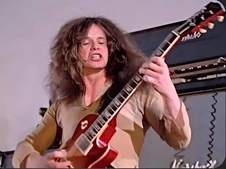 Psychedelic Jukebox tweet media