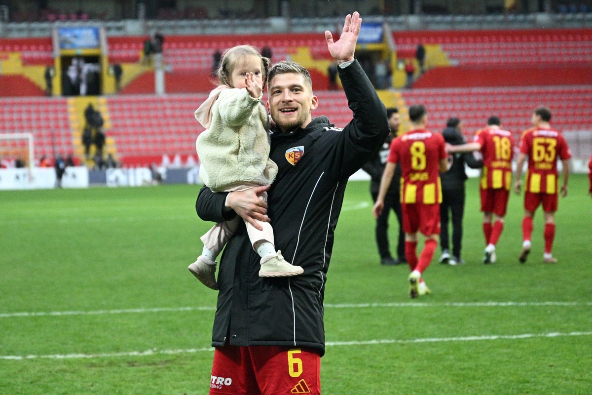 De Marke Sports tweet media