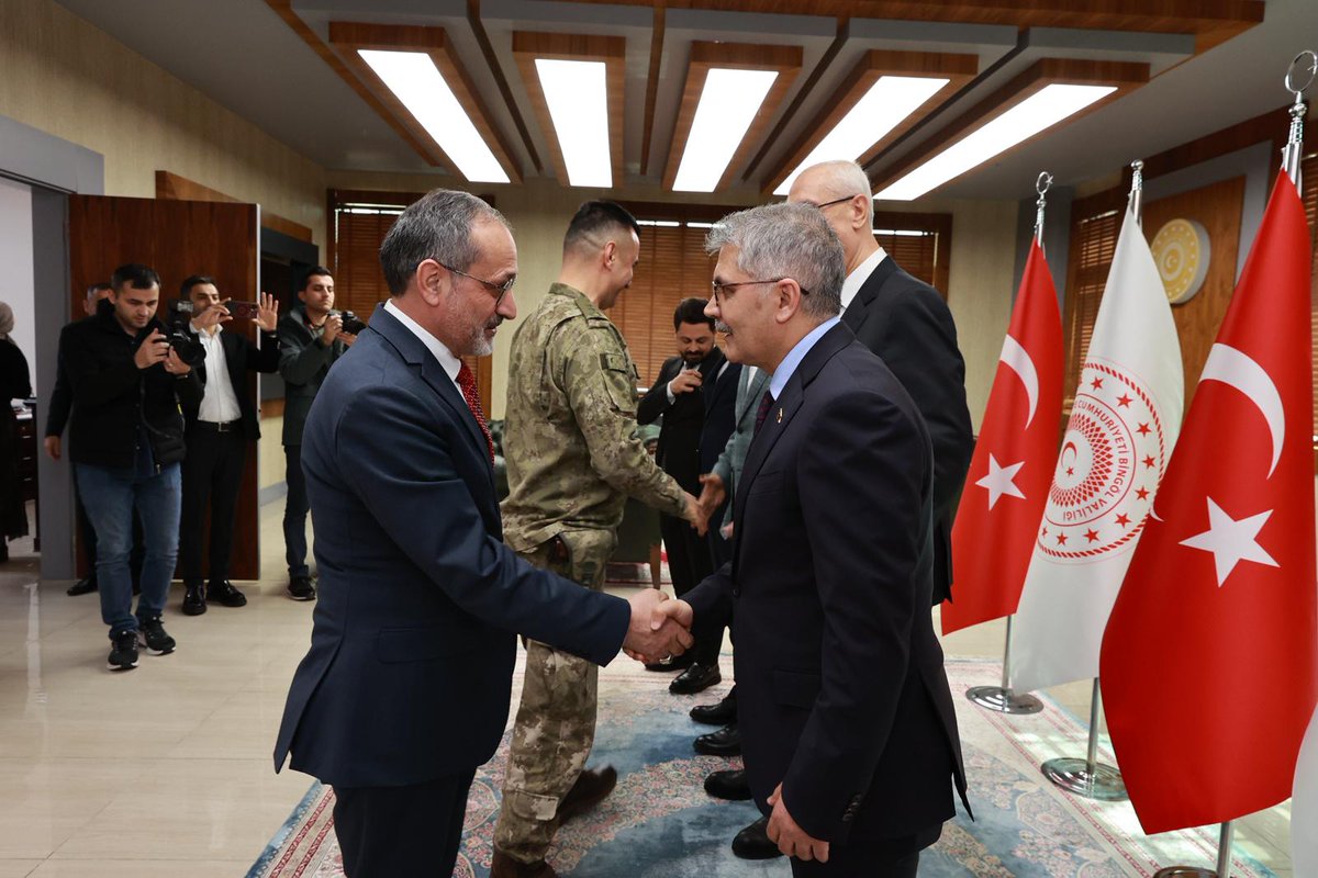 Bingöl Üniversitesi tweet media