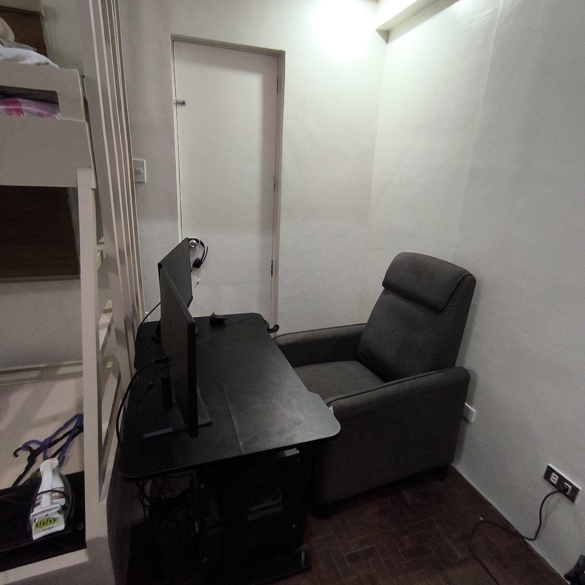 Drop Out Candy tweet media