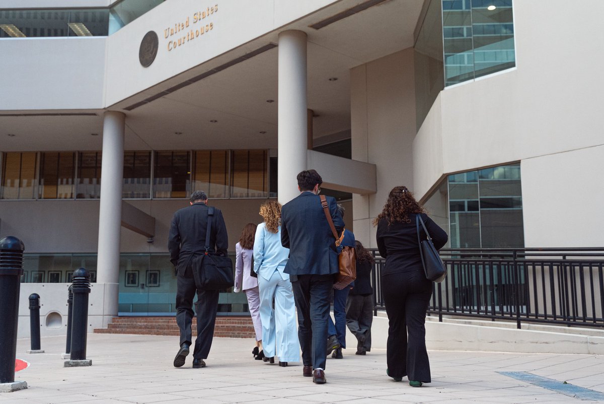 Campaign Legal Center tweet media