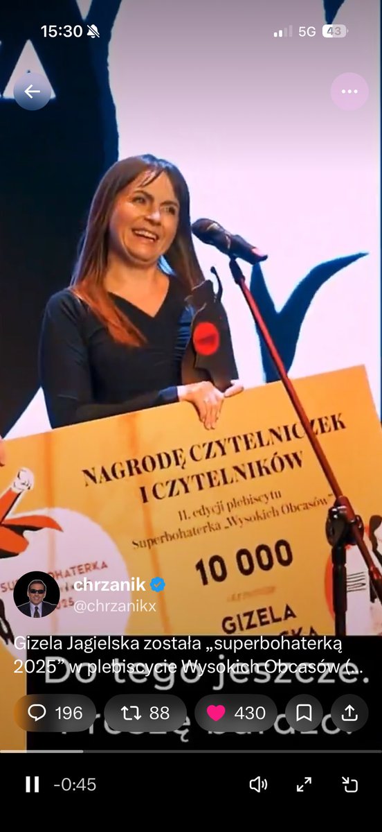 Karol Karolix tweet media