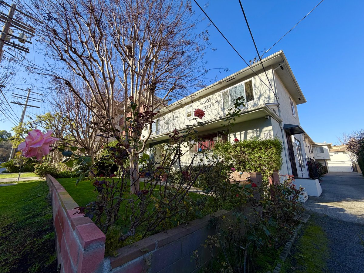 Alex Weiss tweet media