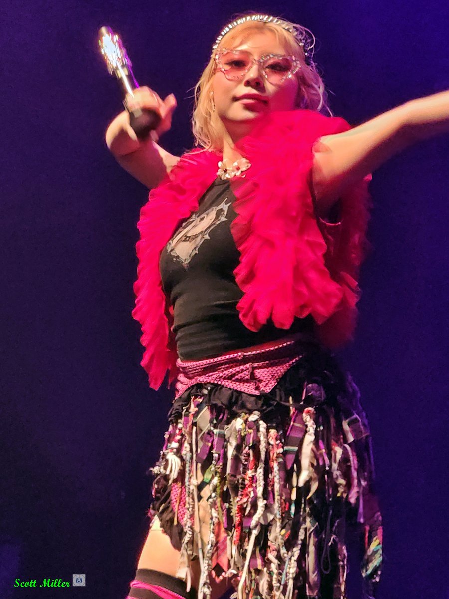 Prophet12_ca's tweet photo. #hanabie in Toronto on March 18, 2026 at the #DanforthMusicHall @hanabie_yukina 😊🤘 https://t.co/C9z4hTg7kU