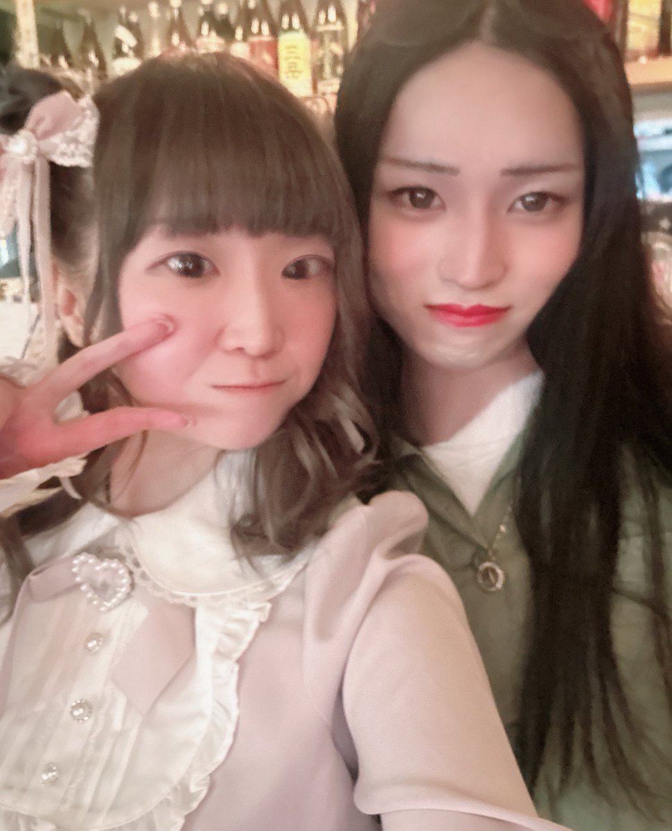 anchan__music14's tweet photo. 個性豊かな共演者。(あんもか笑)楽しい時間をありがとう❤️‍🔥お酒も差し入れも嬉しかった💘明日(日付変わって)会える方楽しみにしてます🎀 https://t.co/CdP7nbp6Iz
