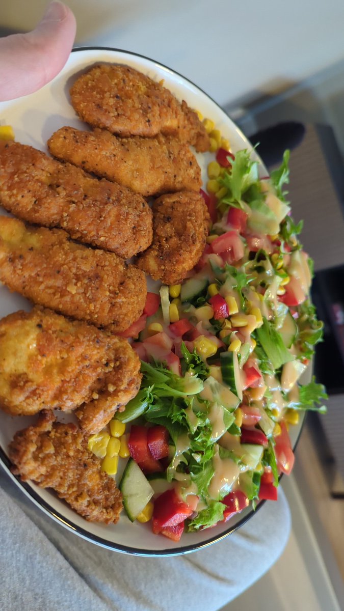 Toby🏳️🌈 tweet media