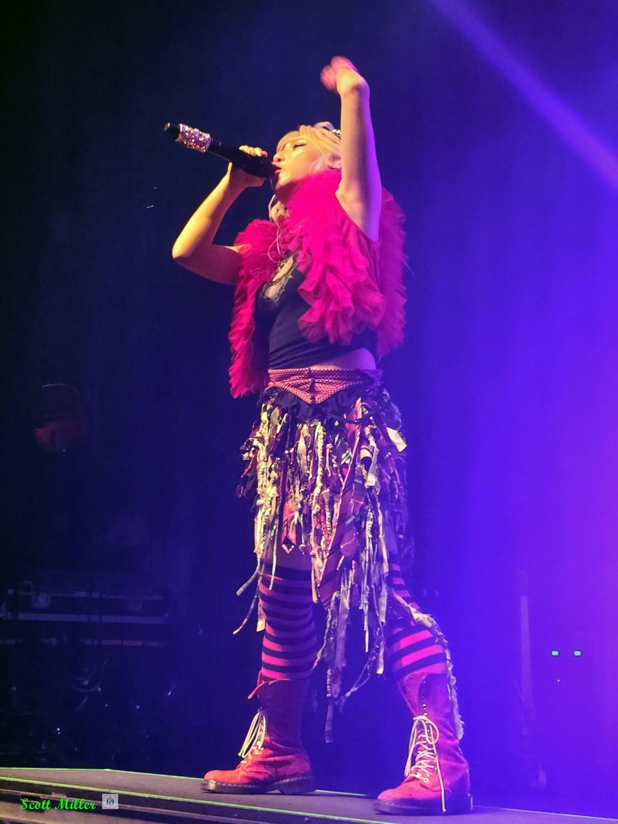 Prophet12_ca's tweet photo. #hanabie in Toronto on March 18, 2026 at the #DanforthMusicHall @hanabie_yukina 😊🤘 https://t.co/C9z4hTg7kU