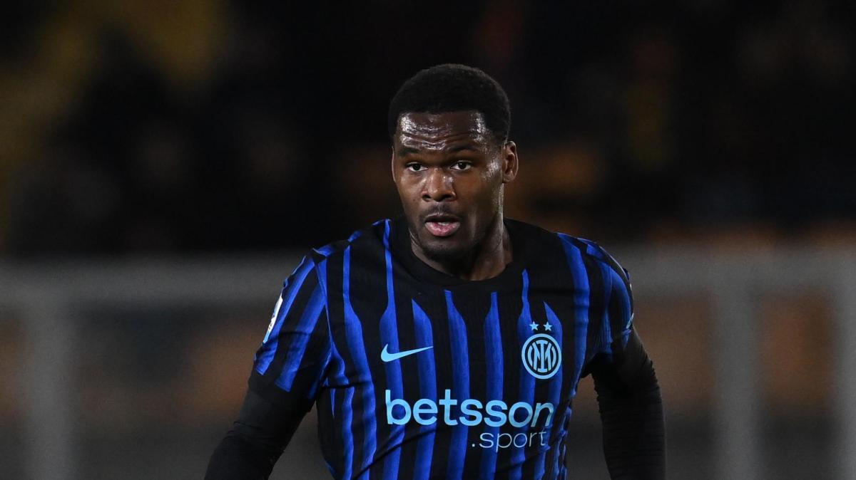 Todomercadoweb's tweet photo. La Federación de Fútbol de Costa de Marfil aclara: "Bonny no ha elegido Costa de Marfil. Se lo está pensando"
https://t.co/llQzjoHQdX https://t.co/VSY00tUyCU