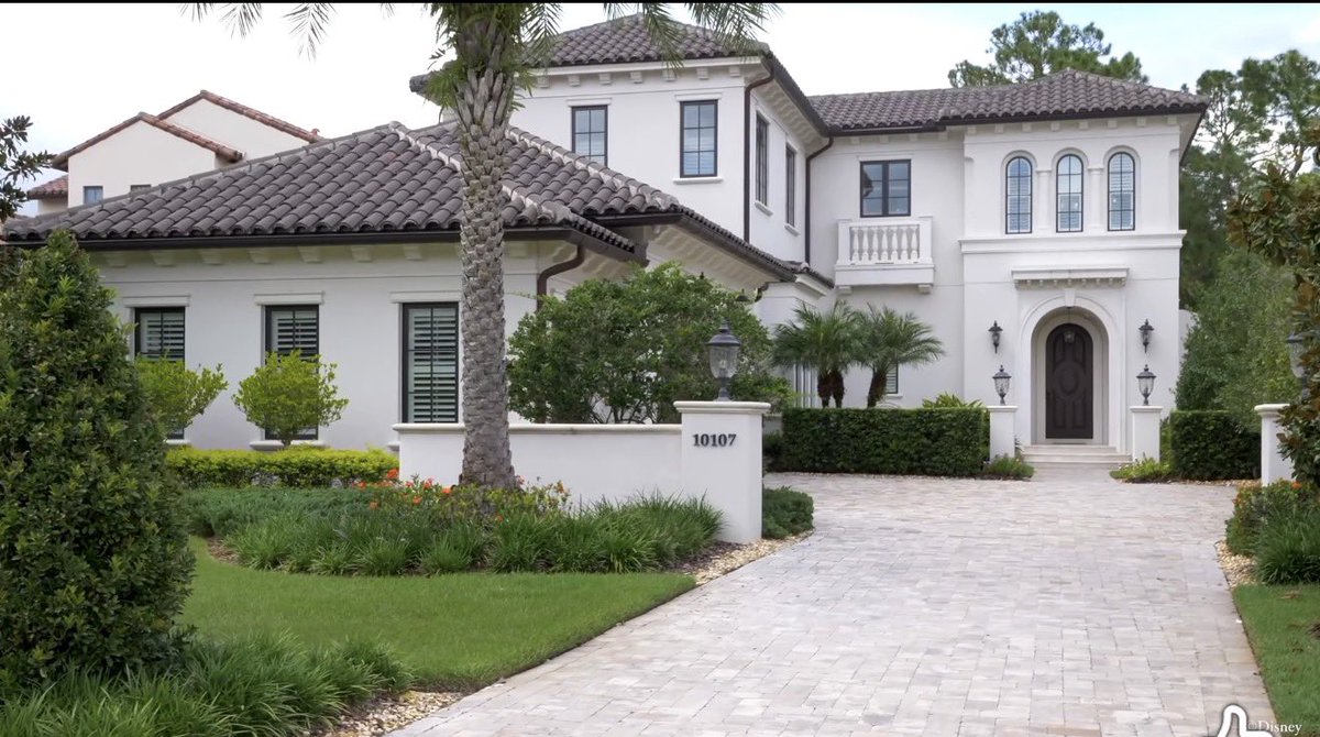 Disney Clips Guy tweet media