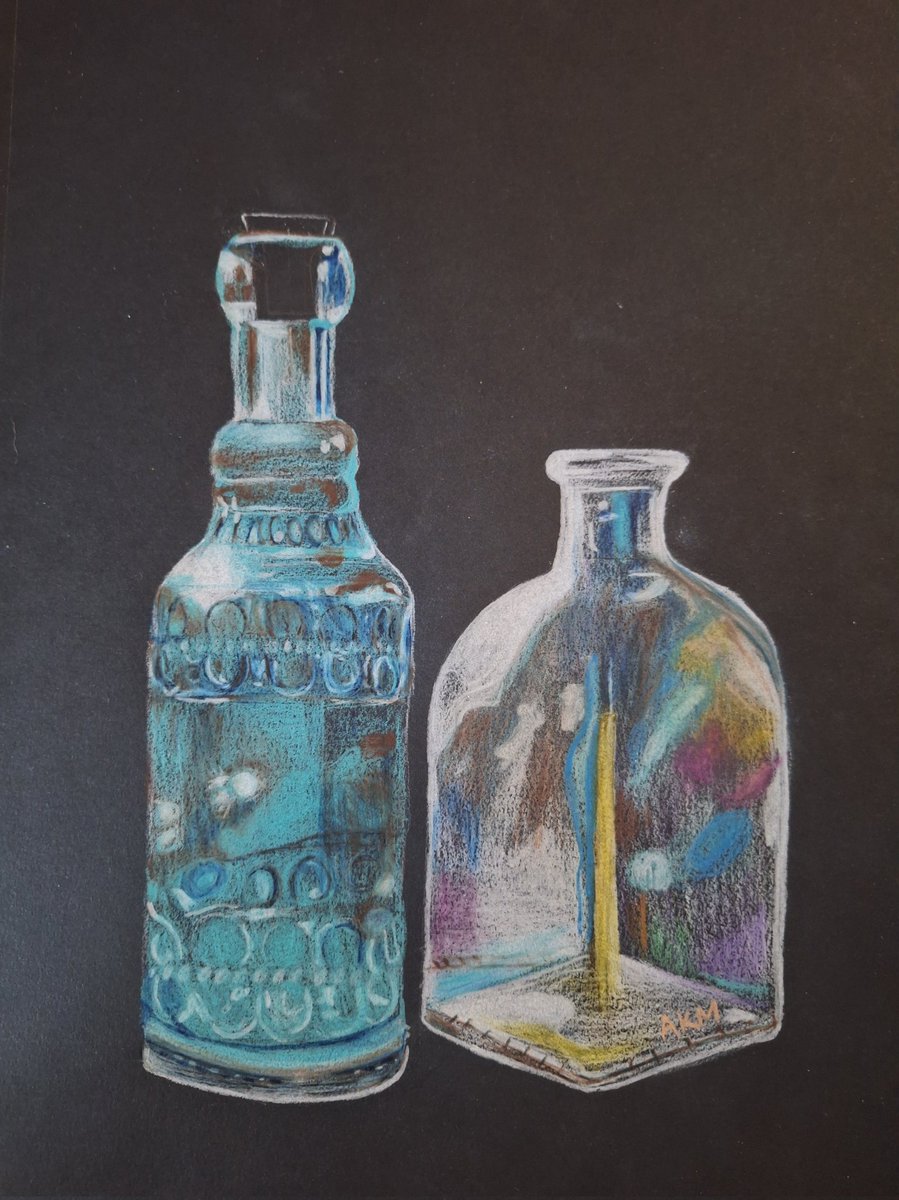 UninspiredRev's tweet photo. Step into a kaleidoscope of color with my vibrant "Glass Bottles" piece. Meticulously crafted using Prismacolor pencils to capture this mesmerizing &amp; magical view. 9x12 black art paper https://t.co/URCIJbWoVh #stilllife #art #prismacolor #glass #glassbottles #carnivalglass https://t.co/nWutGC5lAO