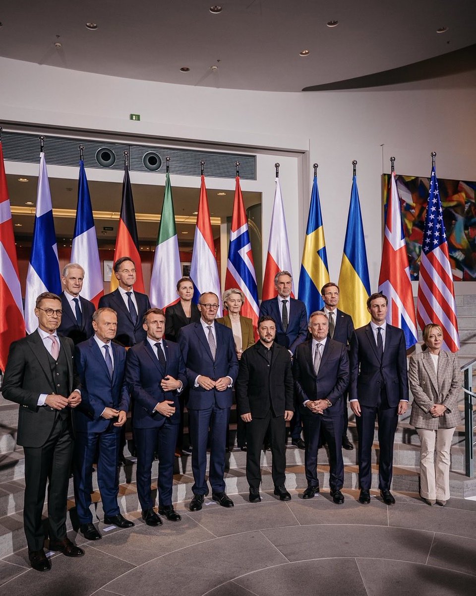 Right Side And Free tweet media