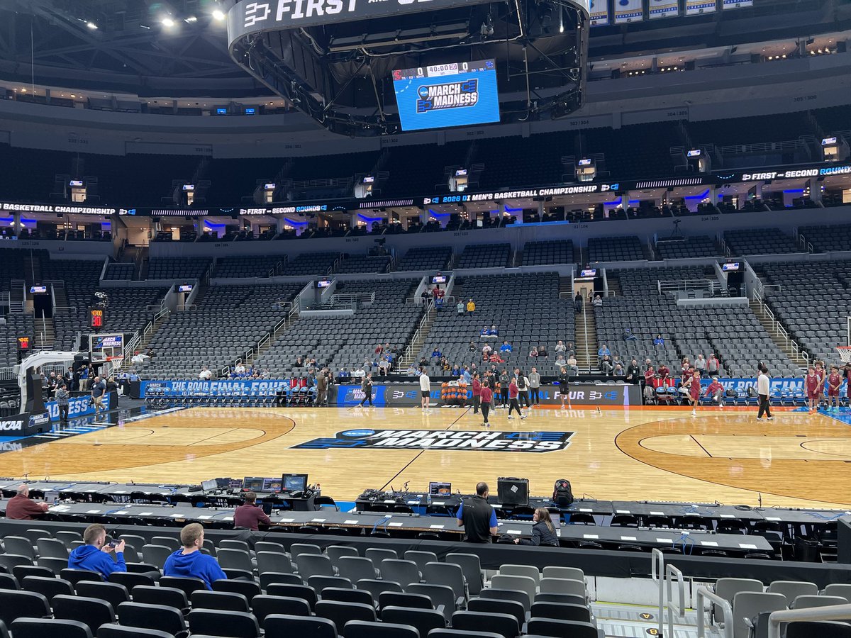 BRamseyKSR's tweet image. Boots on the ground at the Enterprise Center in St. Louis!

Here to watch Kentucky’s Round of 64 opponent, #10-seed Santa Clara, in their allotted 40 minutes of open shootaround time.

The ‘Cats will take the court next.