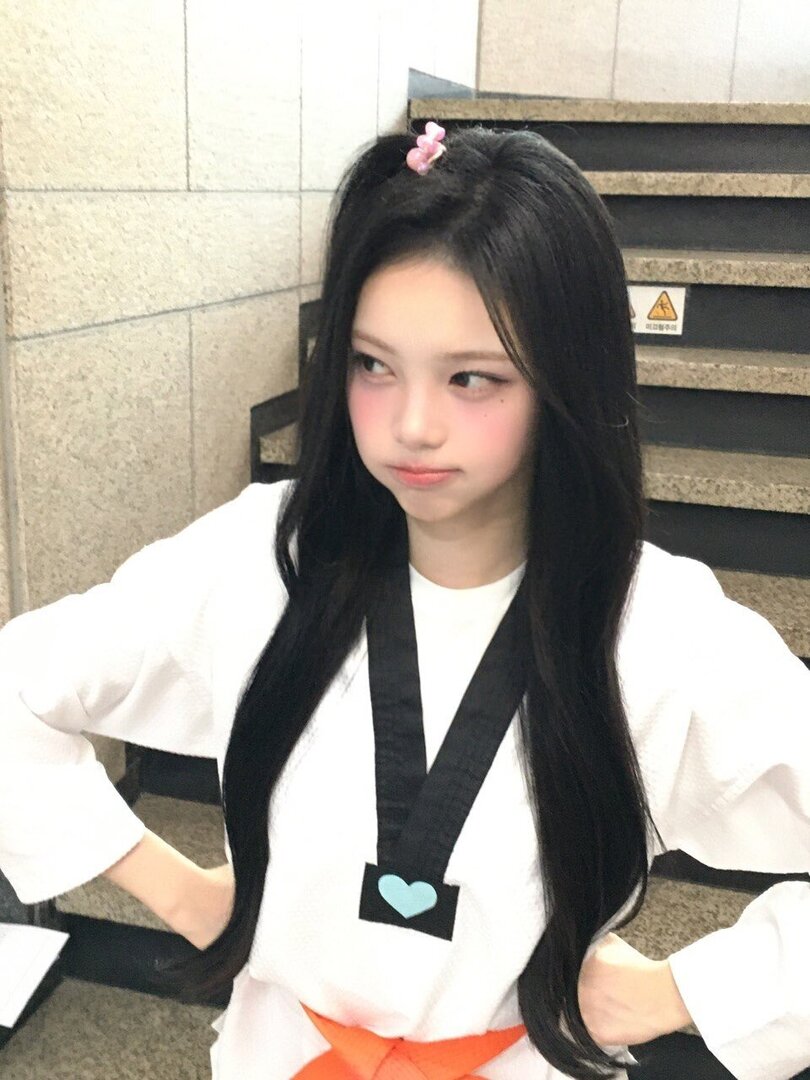 selfolssi ♤ tweet media