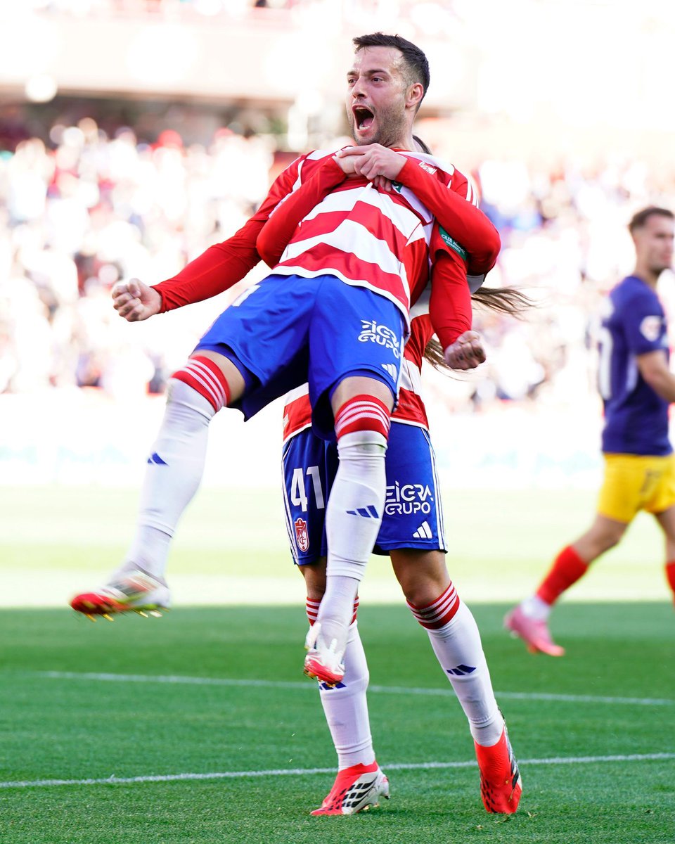 Granada CF ❤️⚪️ tweet media