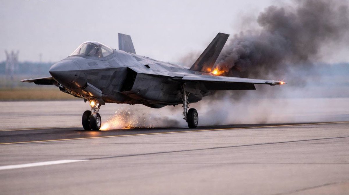 Zahra Hooshyar tweet media