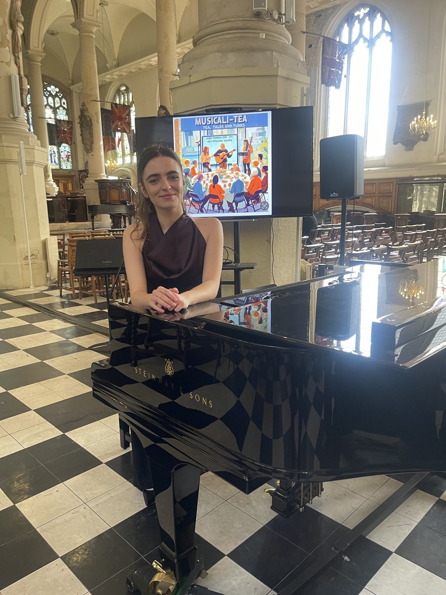 Holy Sepulchre London tweet media