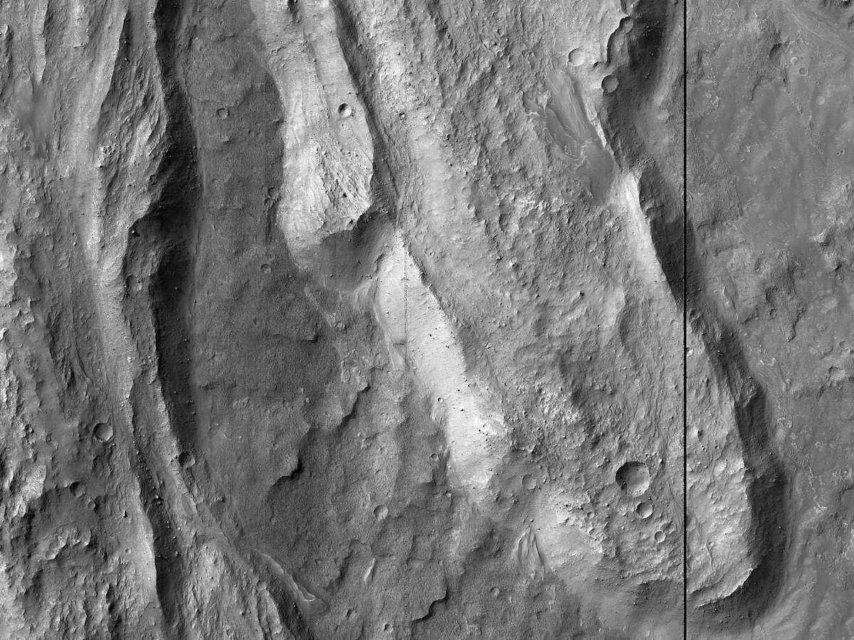 HiRISE: Beautiful Mars tweet media