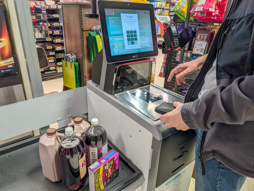 Canadian Grocer tweet media