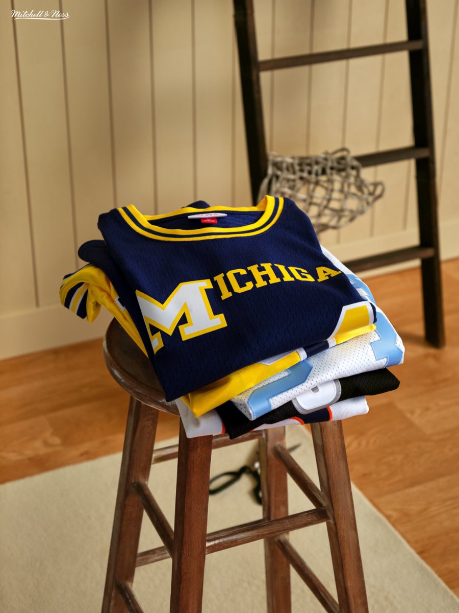 Mitchell & Ness tweet media