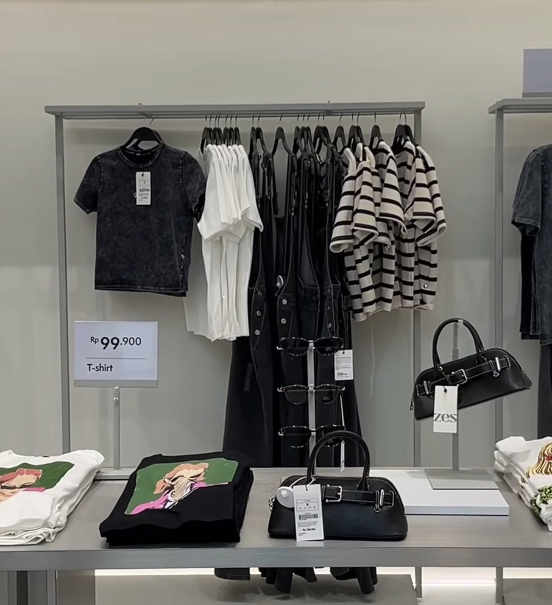 Febri 👻 tweet media