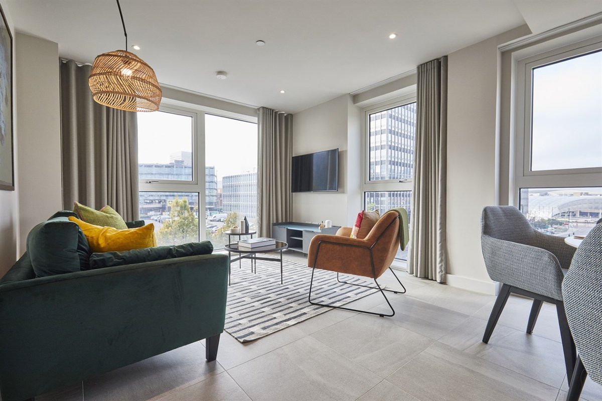 Love to Rent tweet media