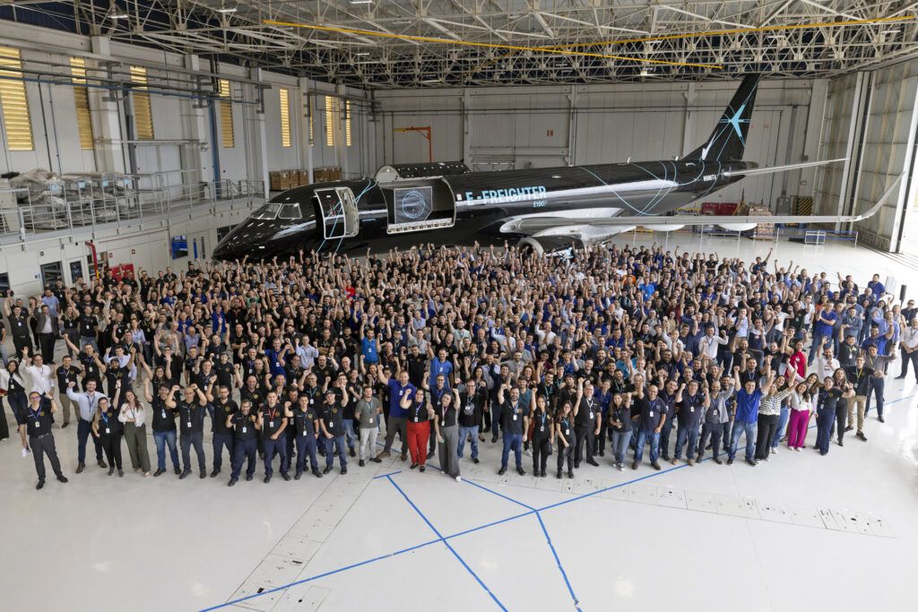 Revista Força Aérea tweet media