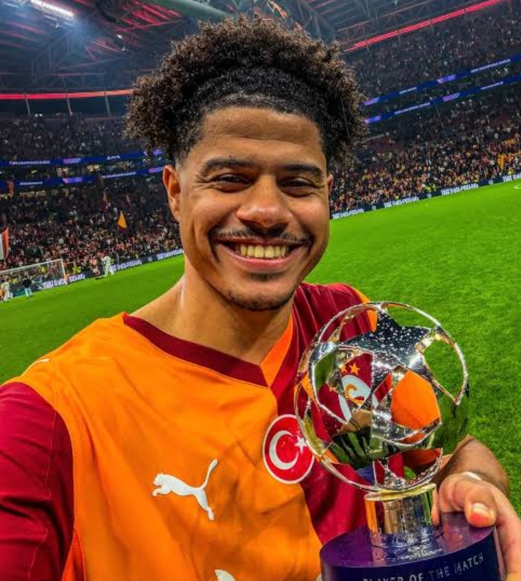 Semiramis Midyat #GALATASARAY tweet media