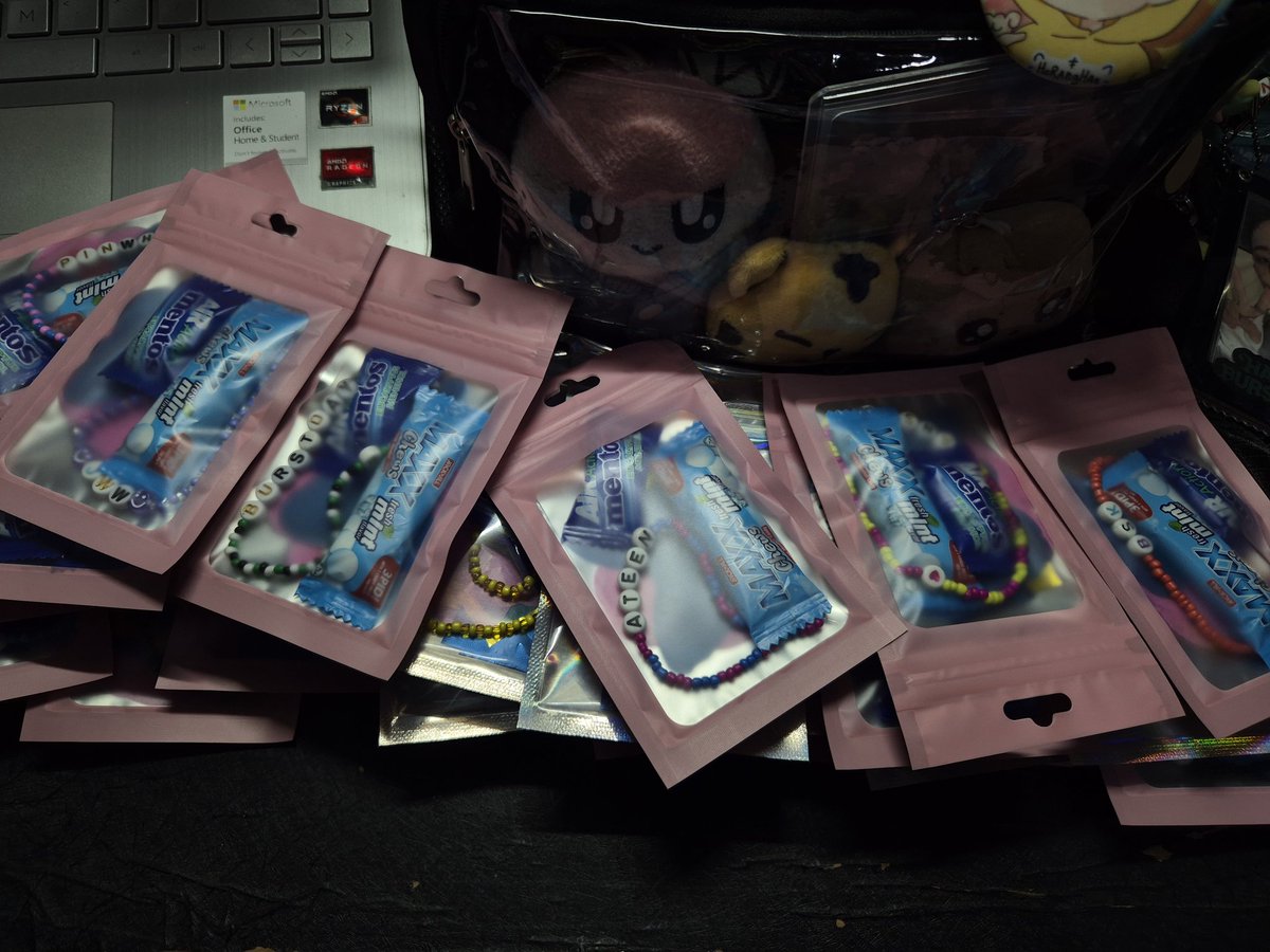 Airam \⁷ ఇ ◝‿◜ ఇ is seeing svt again✨️💎 tweet media