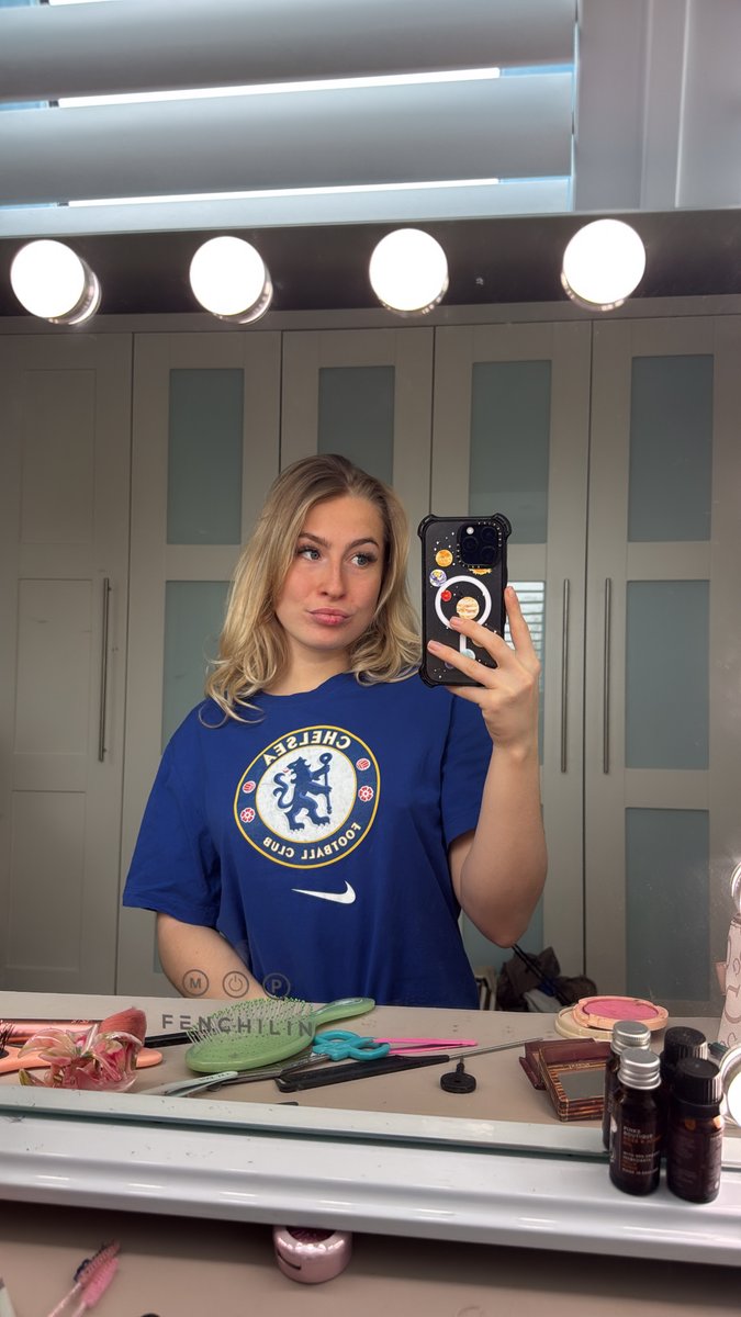 RealAstridWett tweet media