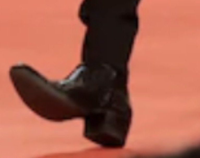 藍染ガレソの悲報（兼業投資家 tweet media