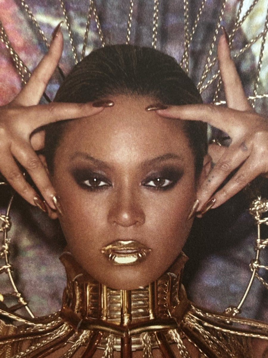 ★ SHE GONE ★ tweet media