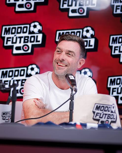 Cuervo77 tweet media