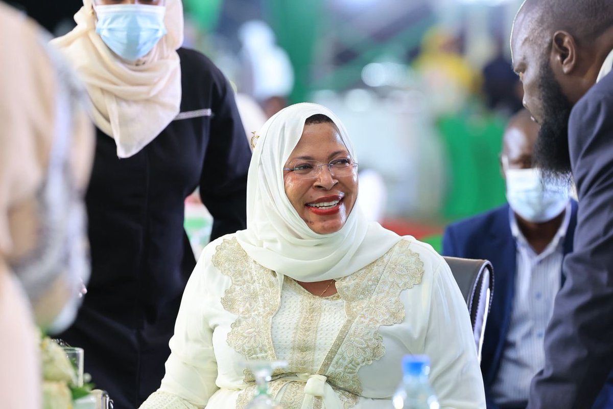 Anita Among's finest. tweet media