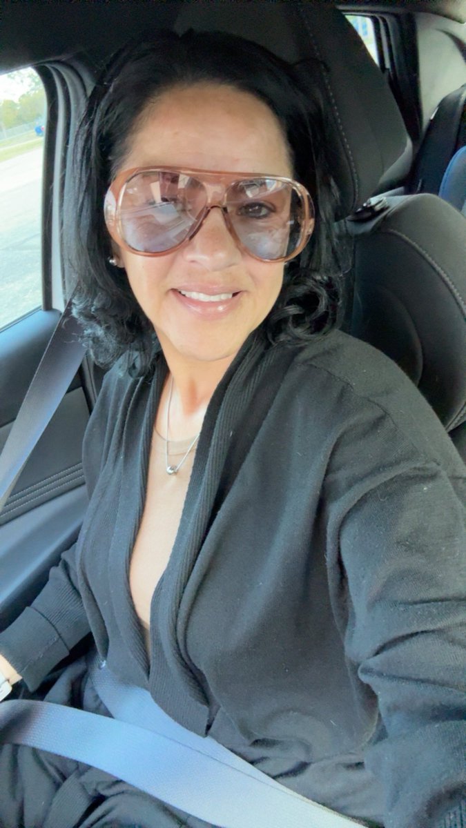 Mrs. Noguet tweet media