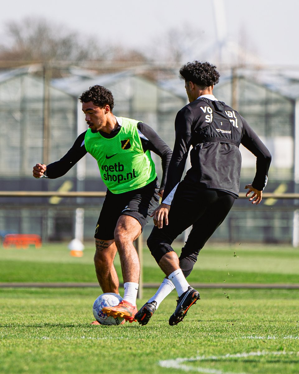 NAC Breda 💛🖤 tweet media