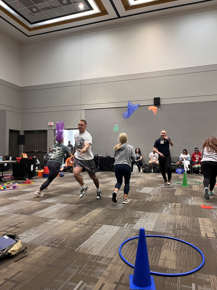 Kara Foster tweet media