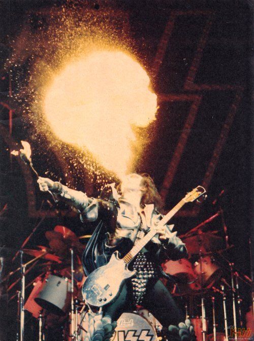 Classic Rock In Pics tweet media