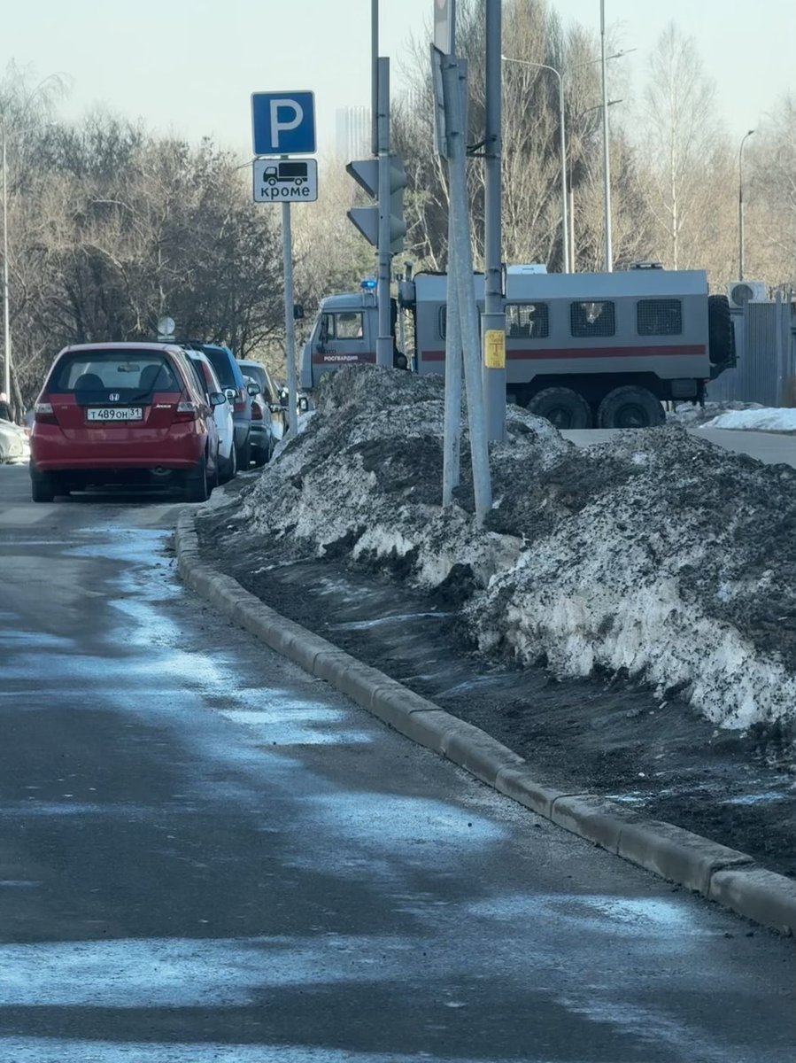 Uchpochmack tweet media