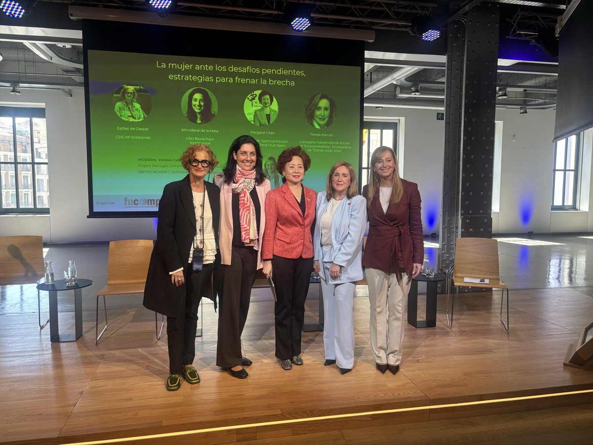 CDS, an HPE company tweet media