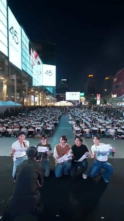 พี่จีเซฟ IG LIVE งานวันนี้ไว้ให้ด้วยนะคะ ใครอยากดูบรรยากาศงานจากมุมกล้องไลฟ์อีกครั้งตามไปดูกันได้เลย

IG: perses_official
🔗 instagram.com/reel/DWENW-nk3…

OUR TIME PERSES X PIECES
#OURTIMEwithPERSES
#PERSES_อยู่คนเดียวยังไงไหว
#PERSEStoPIECES
#PERSES #PERSES_TH