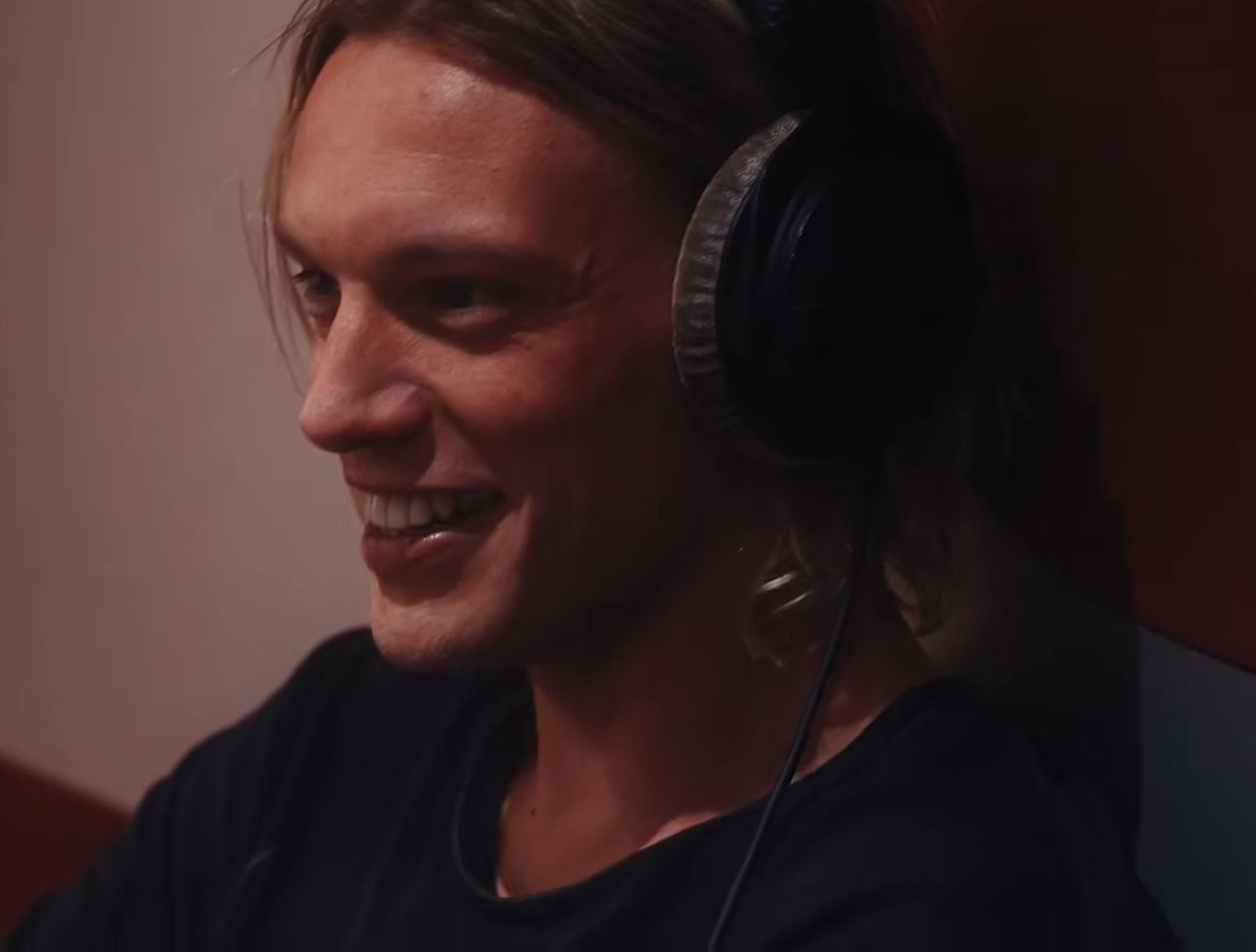 ᴊᴀᴍɪᴇ ᴄᴀᴍᴘʙᴇʟʟ ʙᴏᴡᴇʀ ᴀʀᴄʜɪᴠᴇ. tweet media