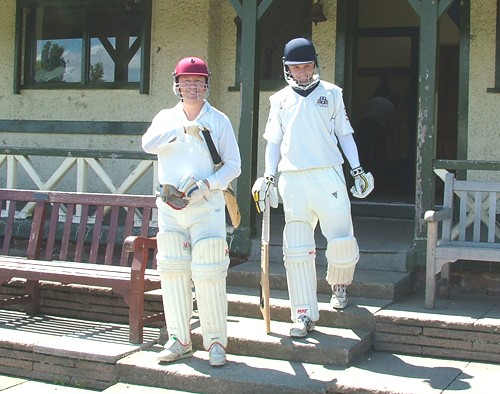 BusinessGiftUK.com tweet media