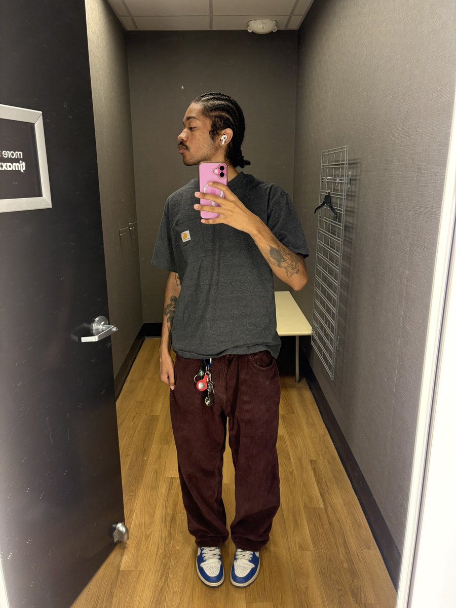 ripshawnnn tweet media