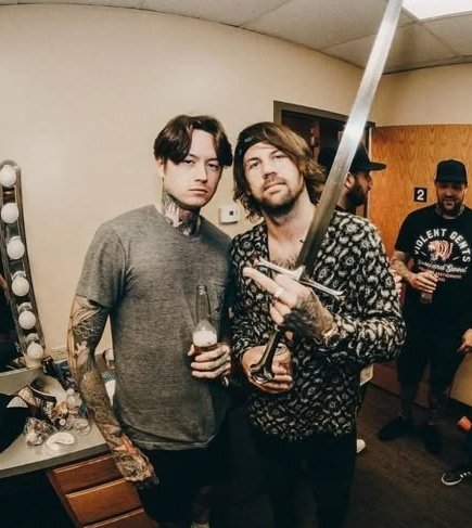 Kay Ꙩ 🦆 tweet media