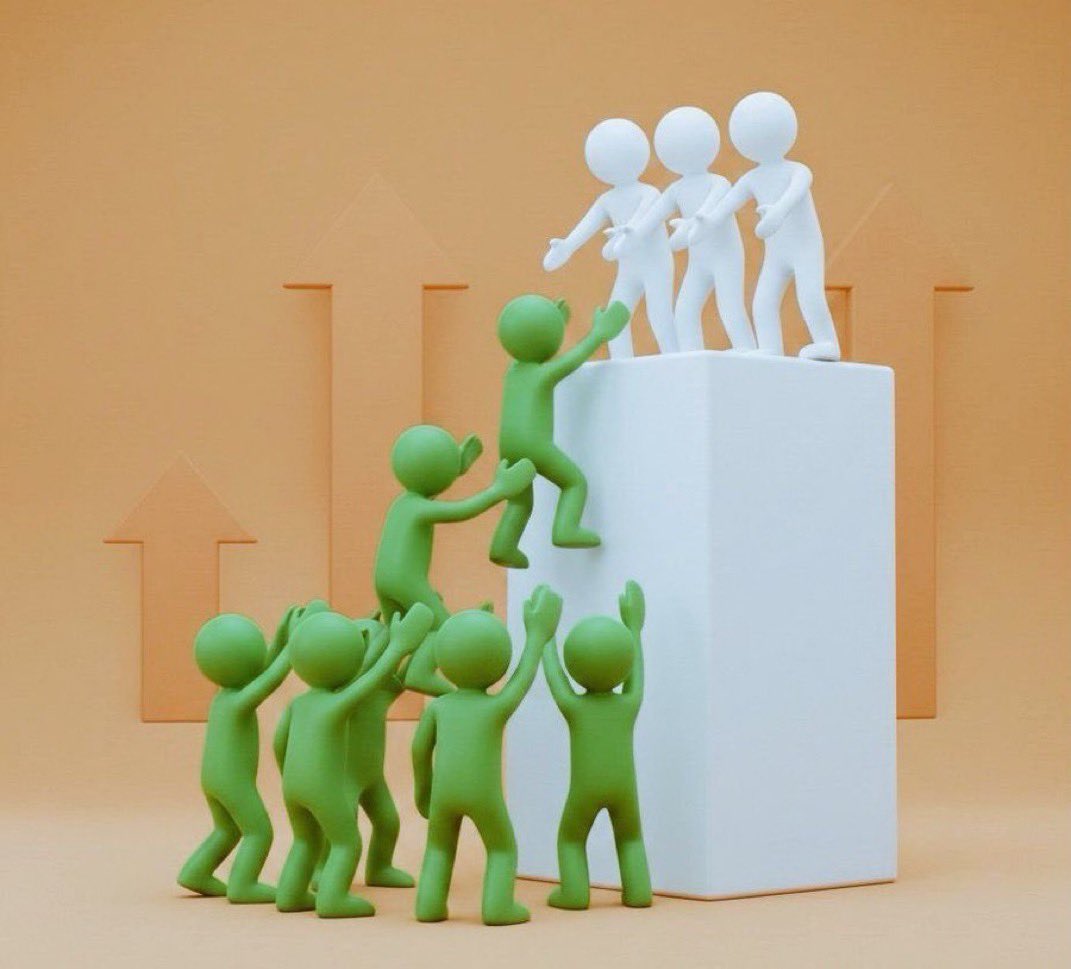 Orhan Pamuk tweet media